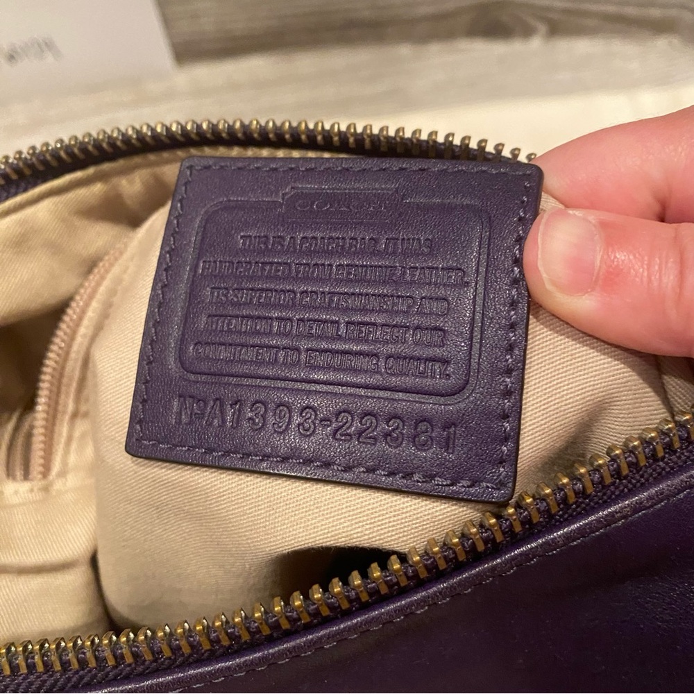 UEC Coach Purple Courtenay Purple Leather Legacy Hobo Bag - Picture 7 of 12